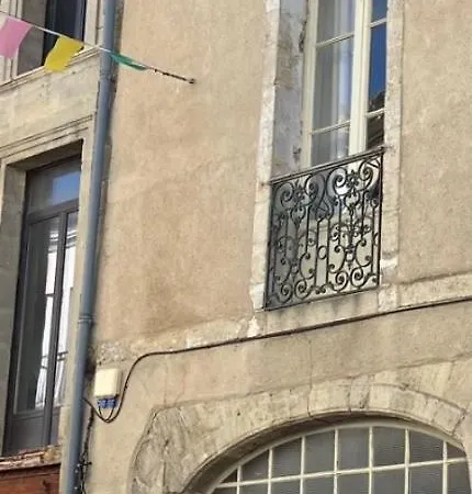 Near Bergerac Airport 16th Century Town House Holiday home
